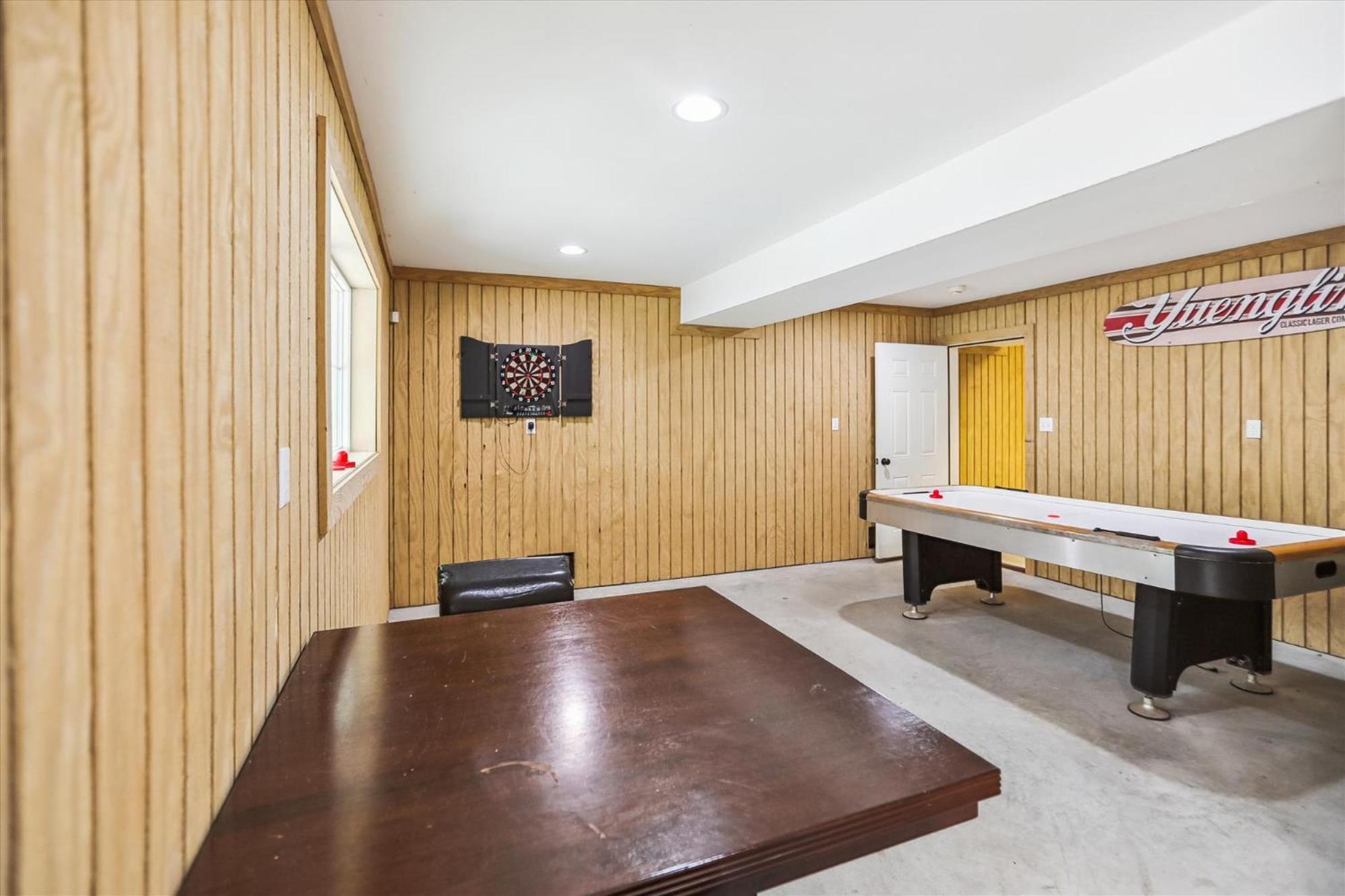 13 Moonshell Rd- Near Ocean,huge Pool,fully Fenced Backyard! Free Activities! Holiday home *