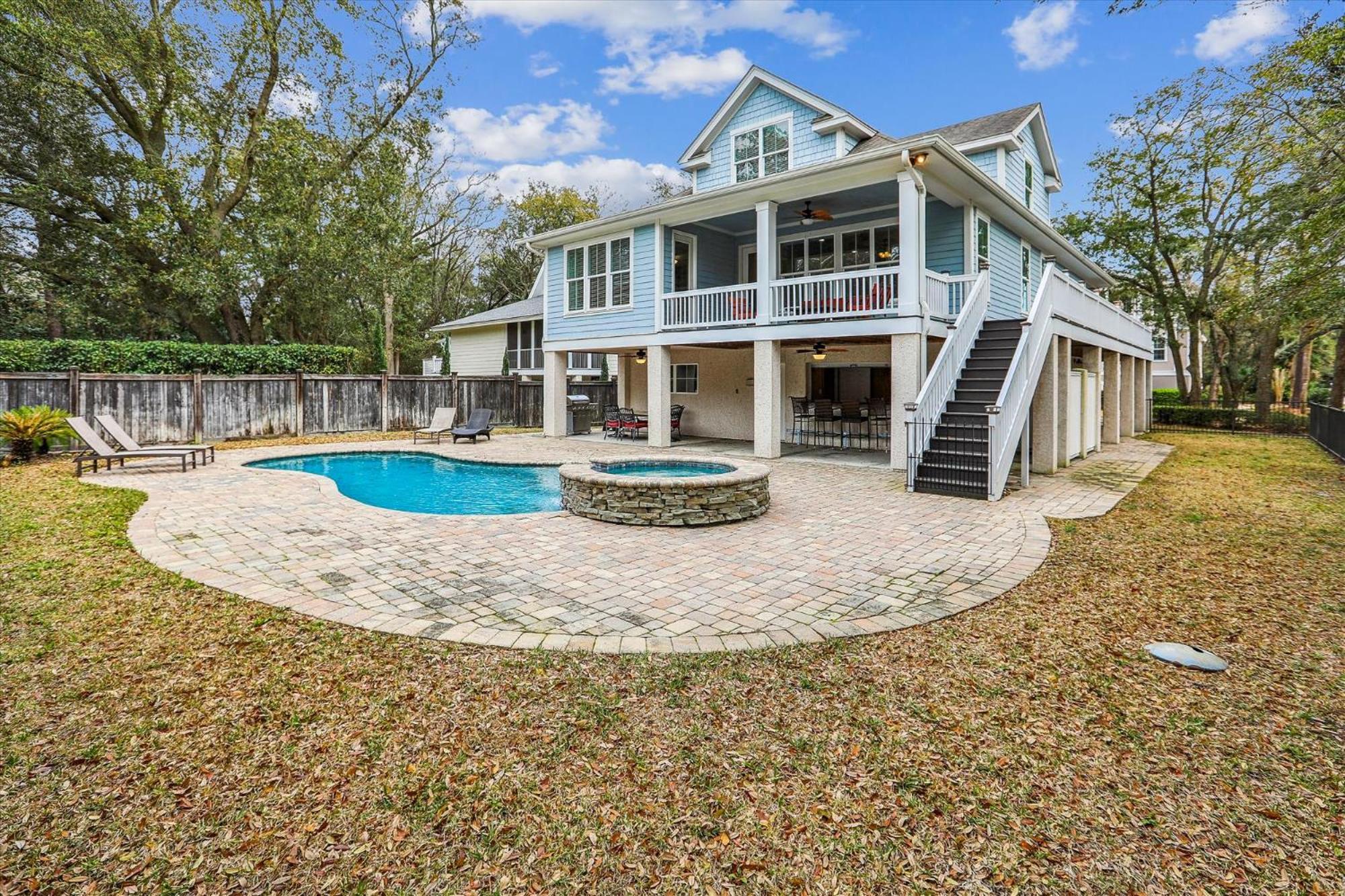 13 Moonshell Rd- Near Ocean,huge Pool,fully Fenced Backyard! Free Activities! Holiday home *