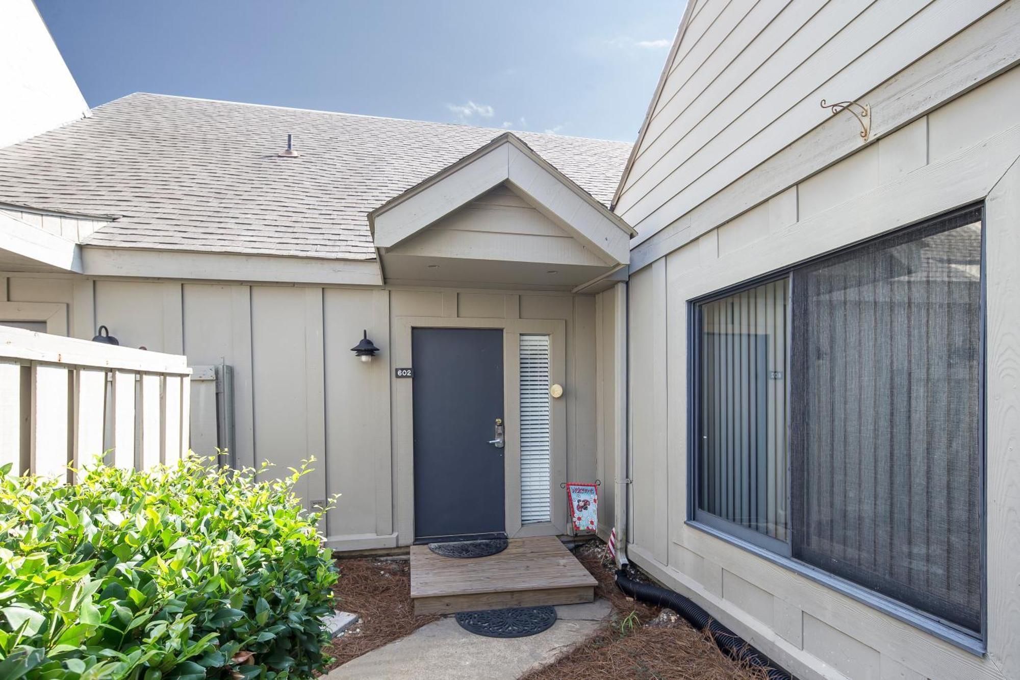 Coastal Getaway, Chef's Kitchen, Golf *
