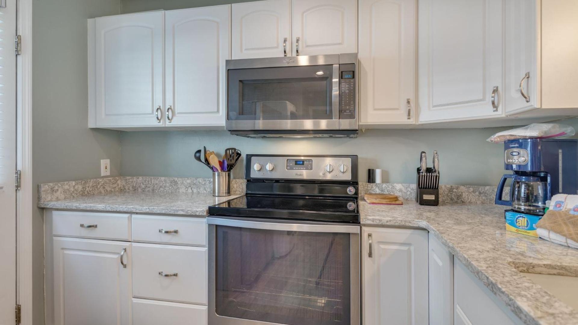 Coastal Getaway, Chef's Kitchen, Golf Villa
