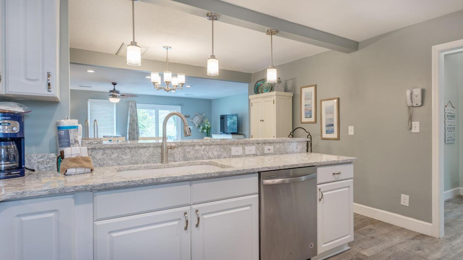 Villa Coastal Getaway, Chef's Kitchen, Golf *