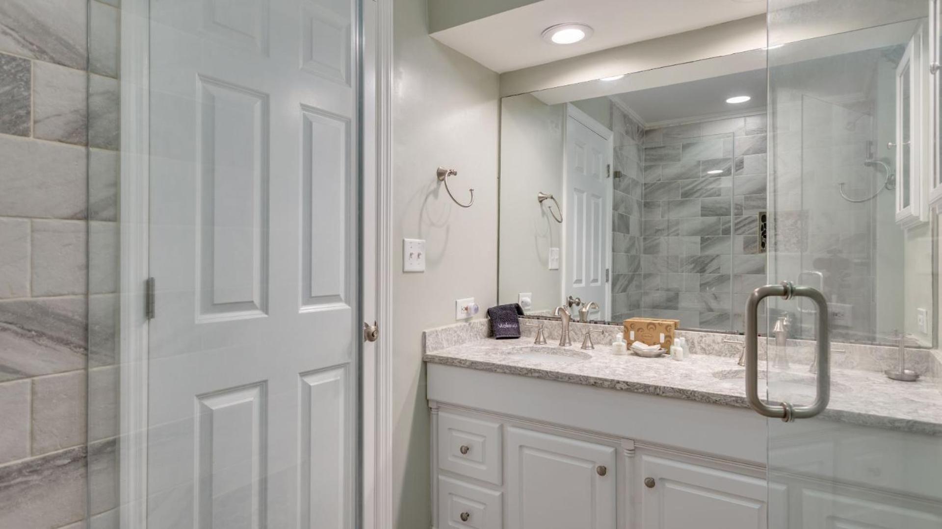 Coastal Getaway, Chef's Kitchen, Golf Villa Hilton Head Island