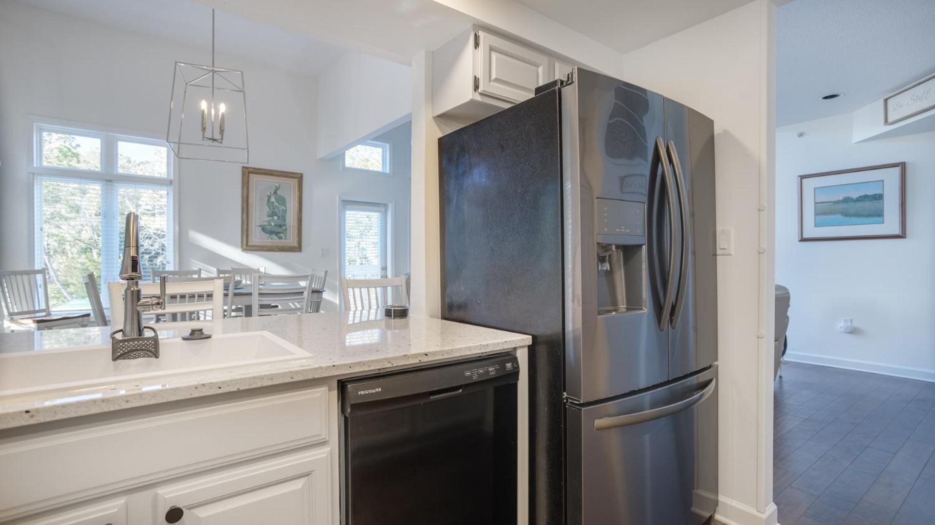 Villa Complex Pool, Loft, Lagoon Views Hilton Head Island