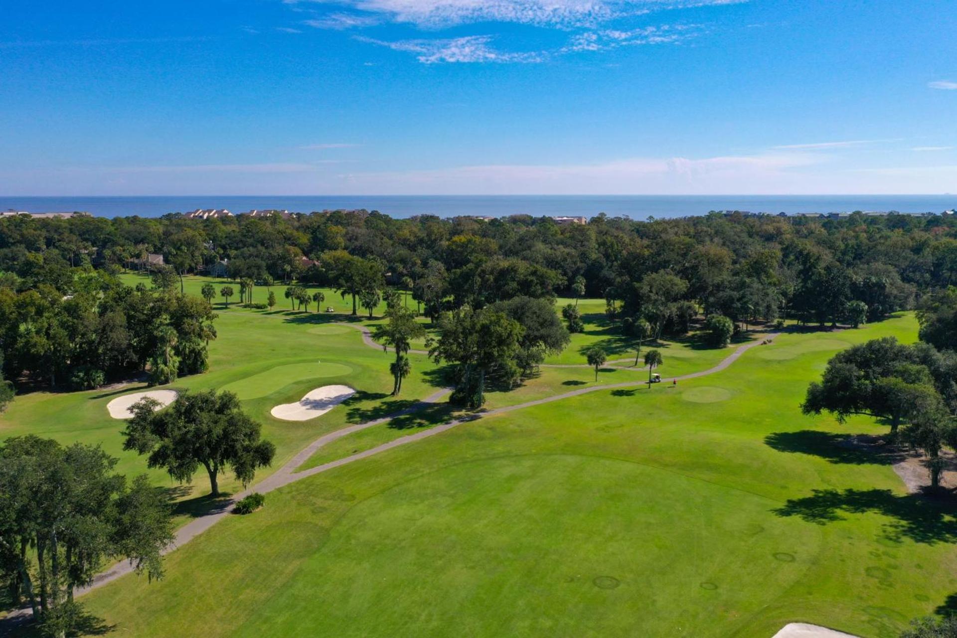 Complex Pool, Family Getaway, Golf Villa Hilton Head Island