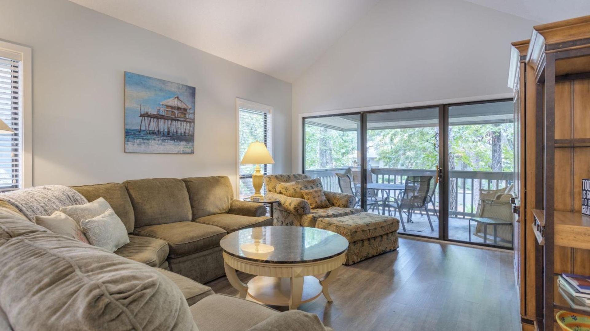 Villa Complex Pool, Family Getaway, Golf *