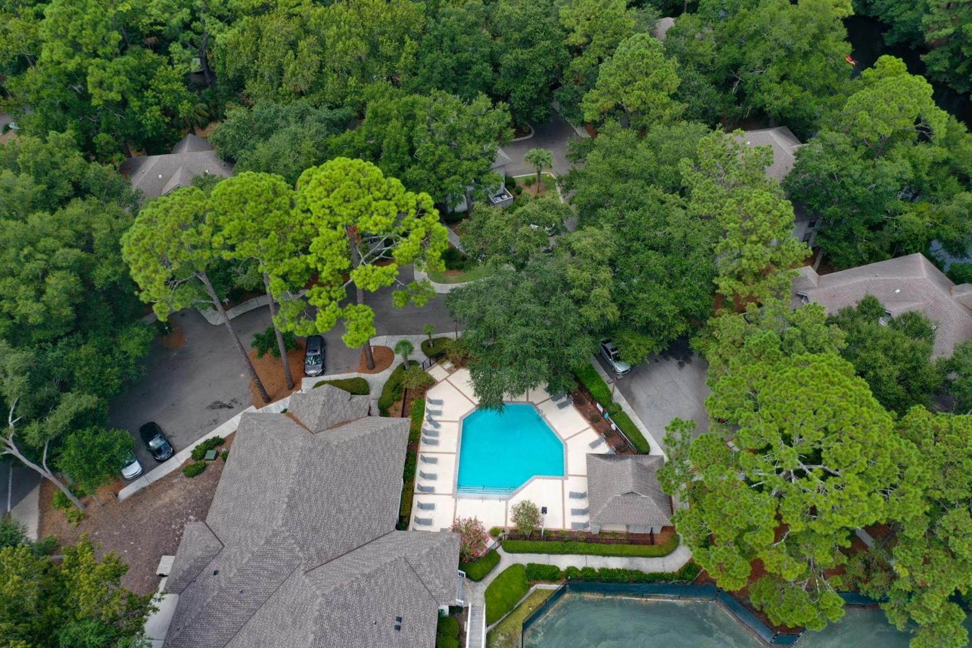 Complex Pool, Family Getaway, Golf
