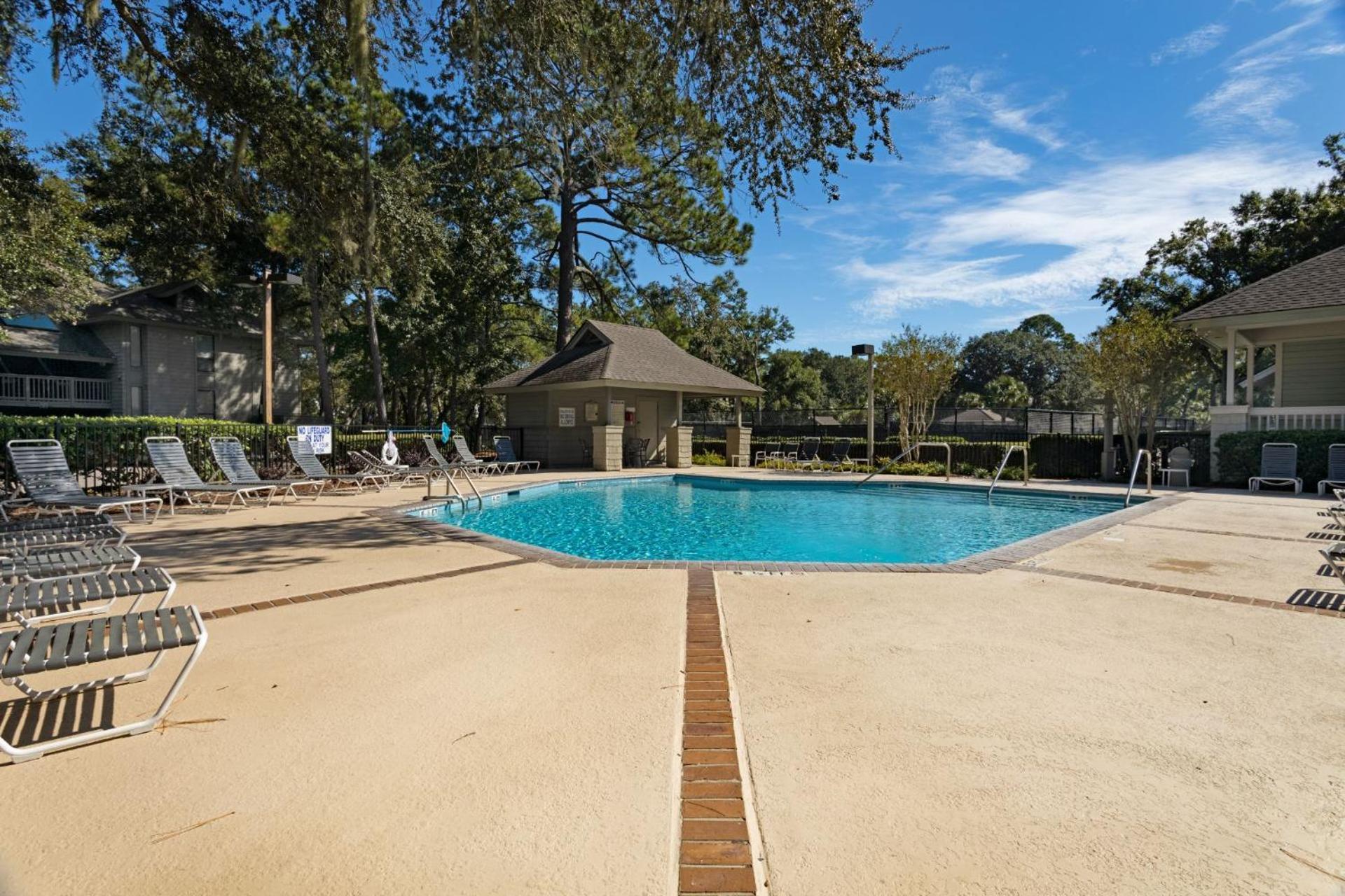 Villa Complex Pool, Family Getaway, Golf