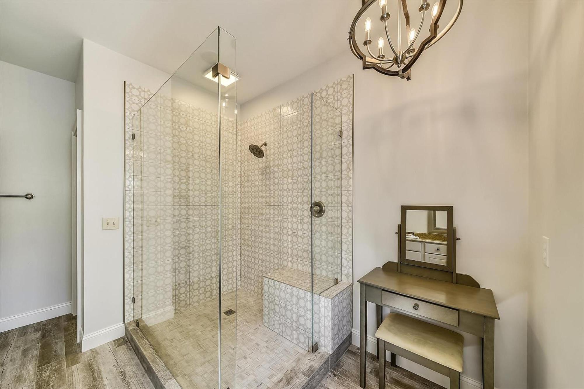 5 Henry Lane- Near Ocean, Private Pool, Pet Friendly, Free Activities Included