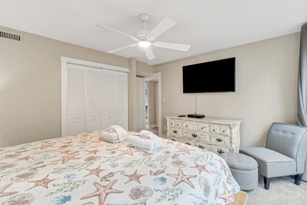 Holiday home Living - 3 Bed 2 Bath Seascape - Just Steps To The Hilton Head Island