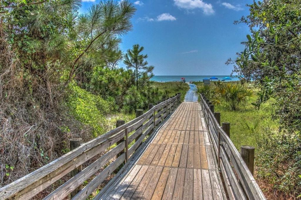 Living - 3 Bed 2 Bath Seascape - Just Steps To The * Hilton Head Island
