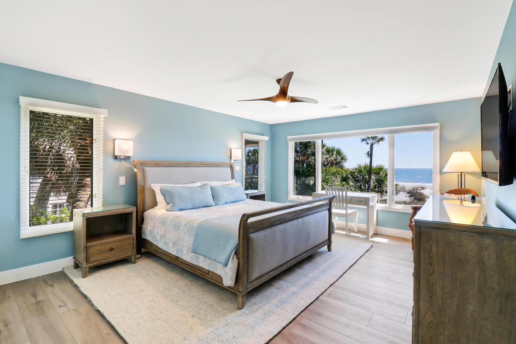 10 Ketch Villa *