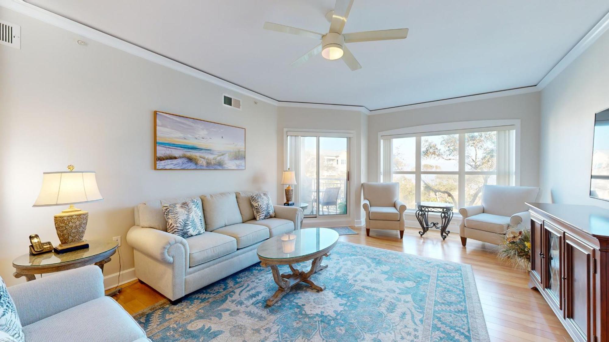 5405 Hampton Place South Villa
