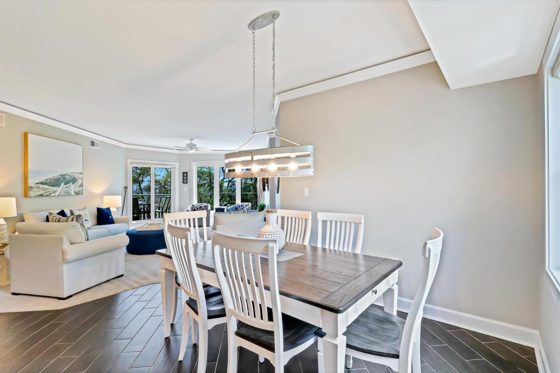 401 Windsor Place *