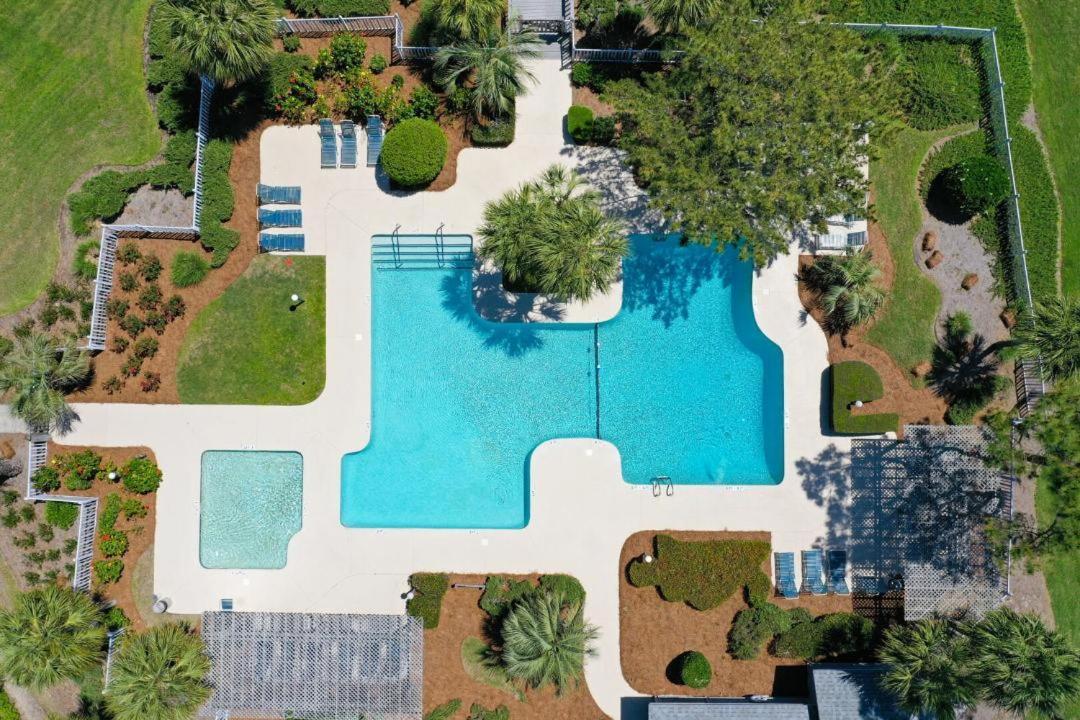102 Sea Cloisters Oceanfront First Floor Walk Out To From Back Deck King 2 Twins Holiday home