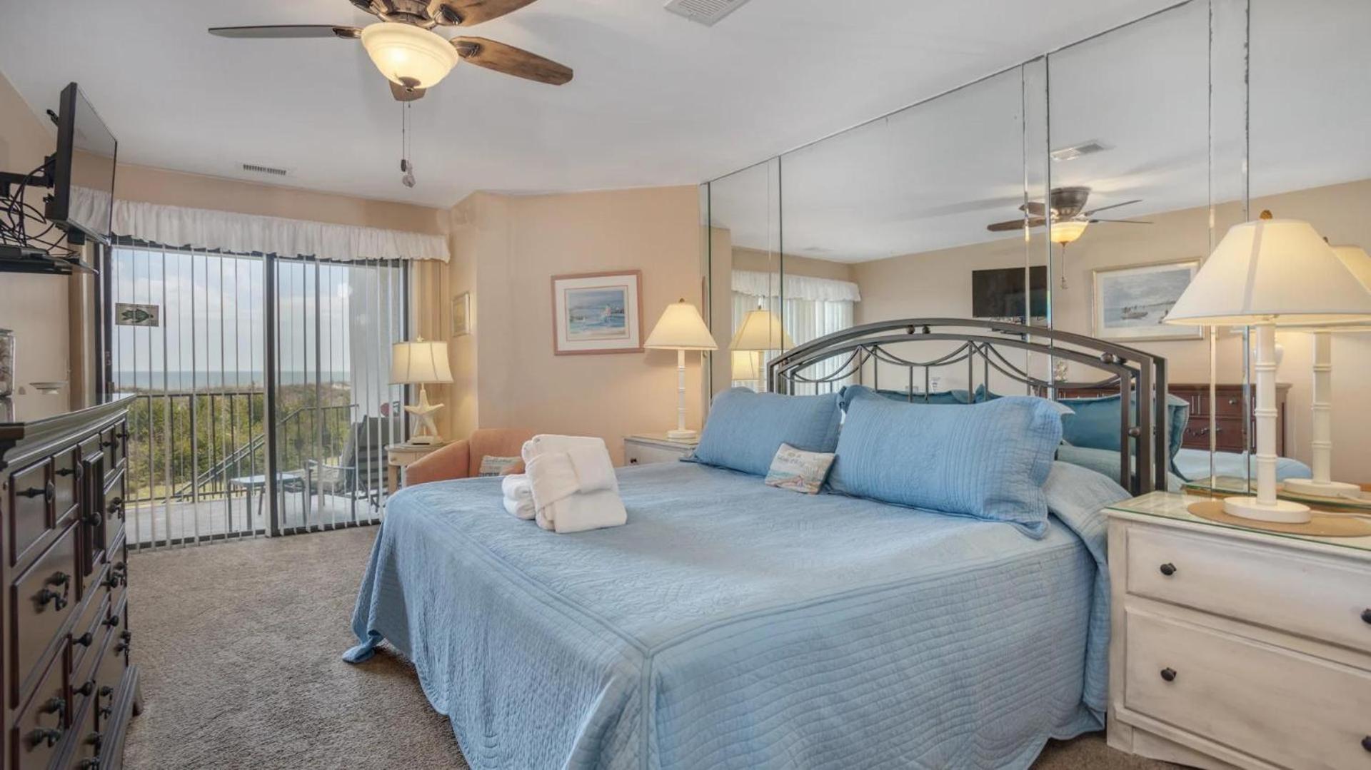 102 Sea Cloisters Oceanfront First Floor Walk Out To From Back Deck King 2 Twins Holiday home Hilton Head Island