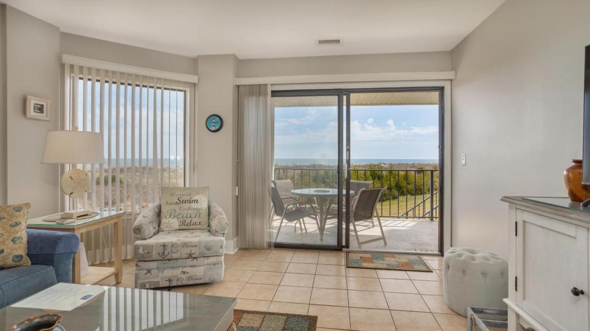 102 Sea Cloisters Oceanfront First Floor Walk Out To From Back Deck King 2 Twins Holiday home
