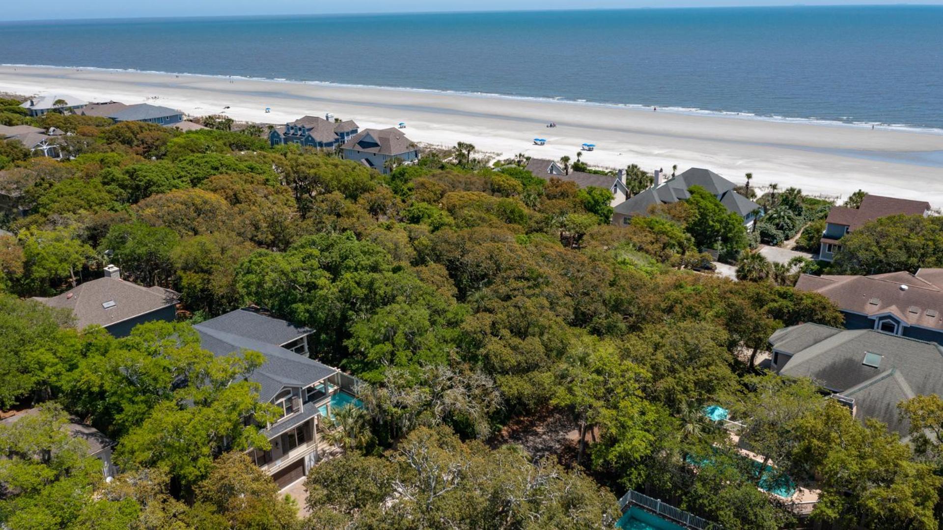 Holiday home Luxury Multi Deck Family Home, Pool & Spa, Walk To Beach, Games Hilton Head Island