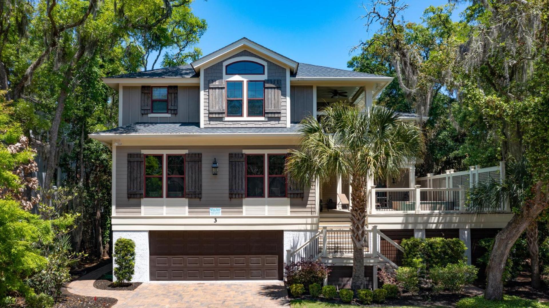 Luxury Multi Deck Family Home, Pool & Spa, Walk To Beach, Games * Hilton Head Island