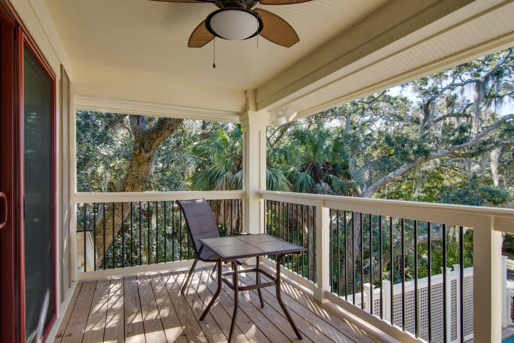 Holiday home Luxury Multi Deck Family Home, Pool & Spa, Walk To Beach, Games