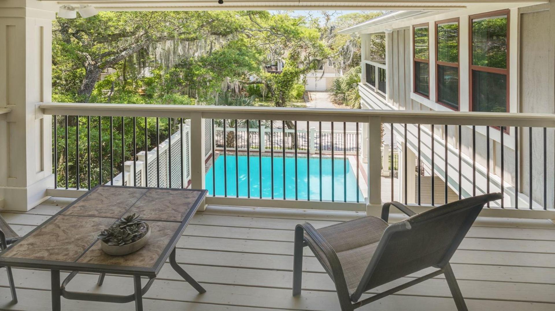 Luxury Multi Deck Family Home, Pool & Spa, Walk To Beach, Games Holiday home Hilton Head Island