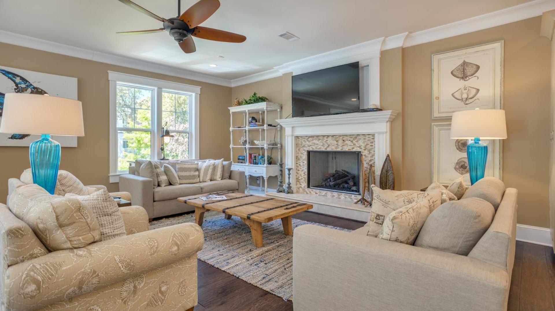 Luxury Multi Deck Family Home, Pool & Spa, Walk To Beach, Games Holiday home Hilton Head Island