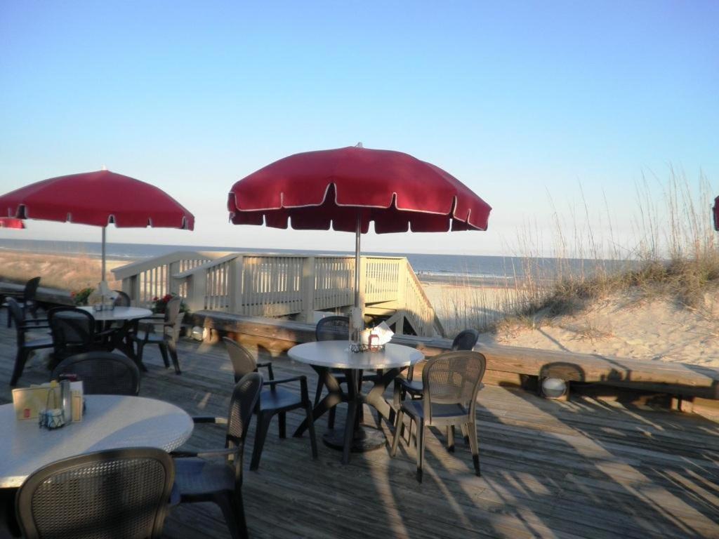 Luxe Family Retreat With Lagoon Views, Private Pool, Game Room, Concierge Services Hilton Head Island