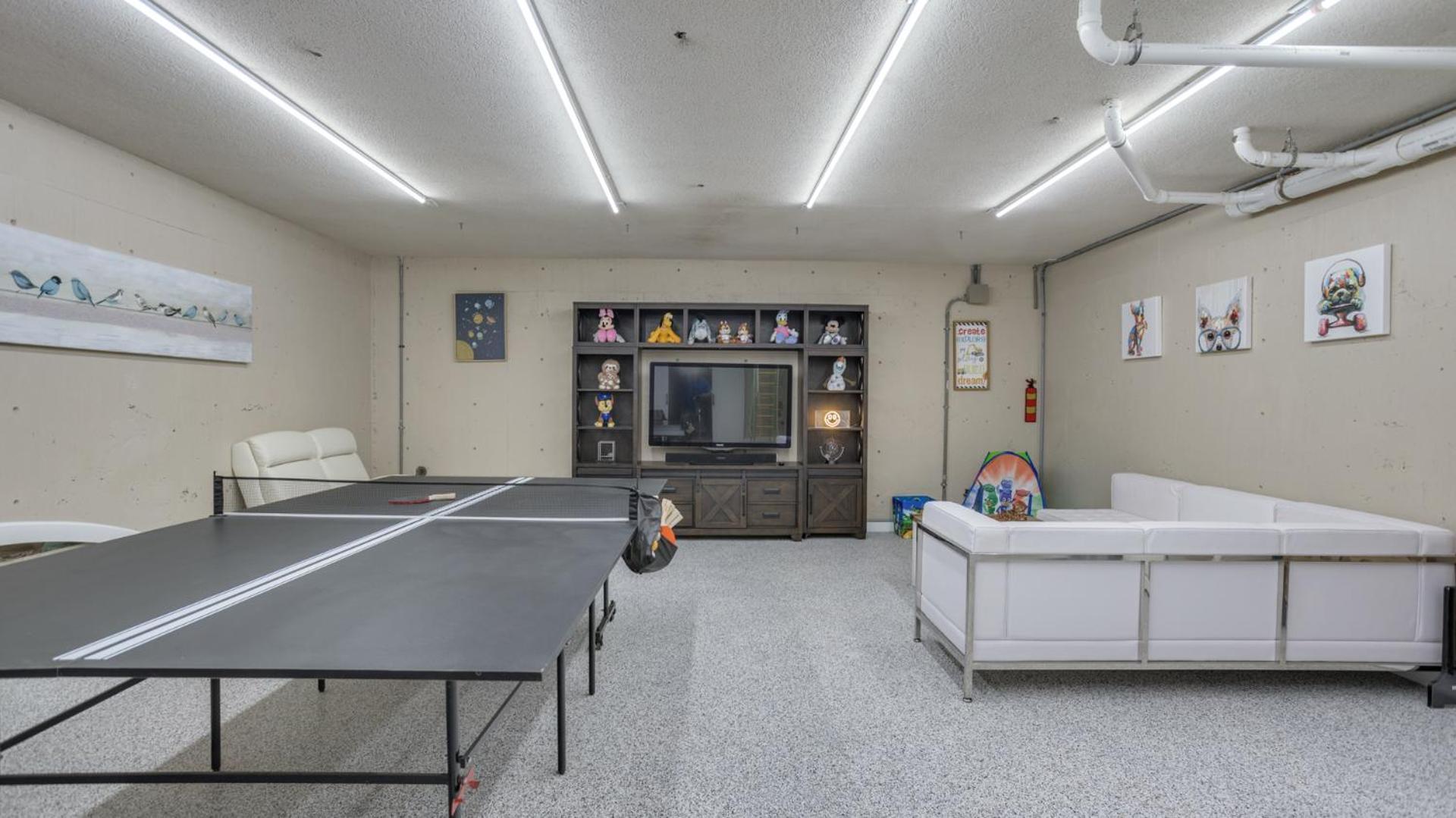Luxe Family Retreat With Lagoon Views, Private Pool, Game Room, Concierge Services Hilton Head Island