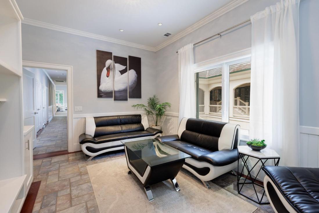 Luxe Family Retreat With Lagoon Views, Private Pool, Game Room, Concierge Services *