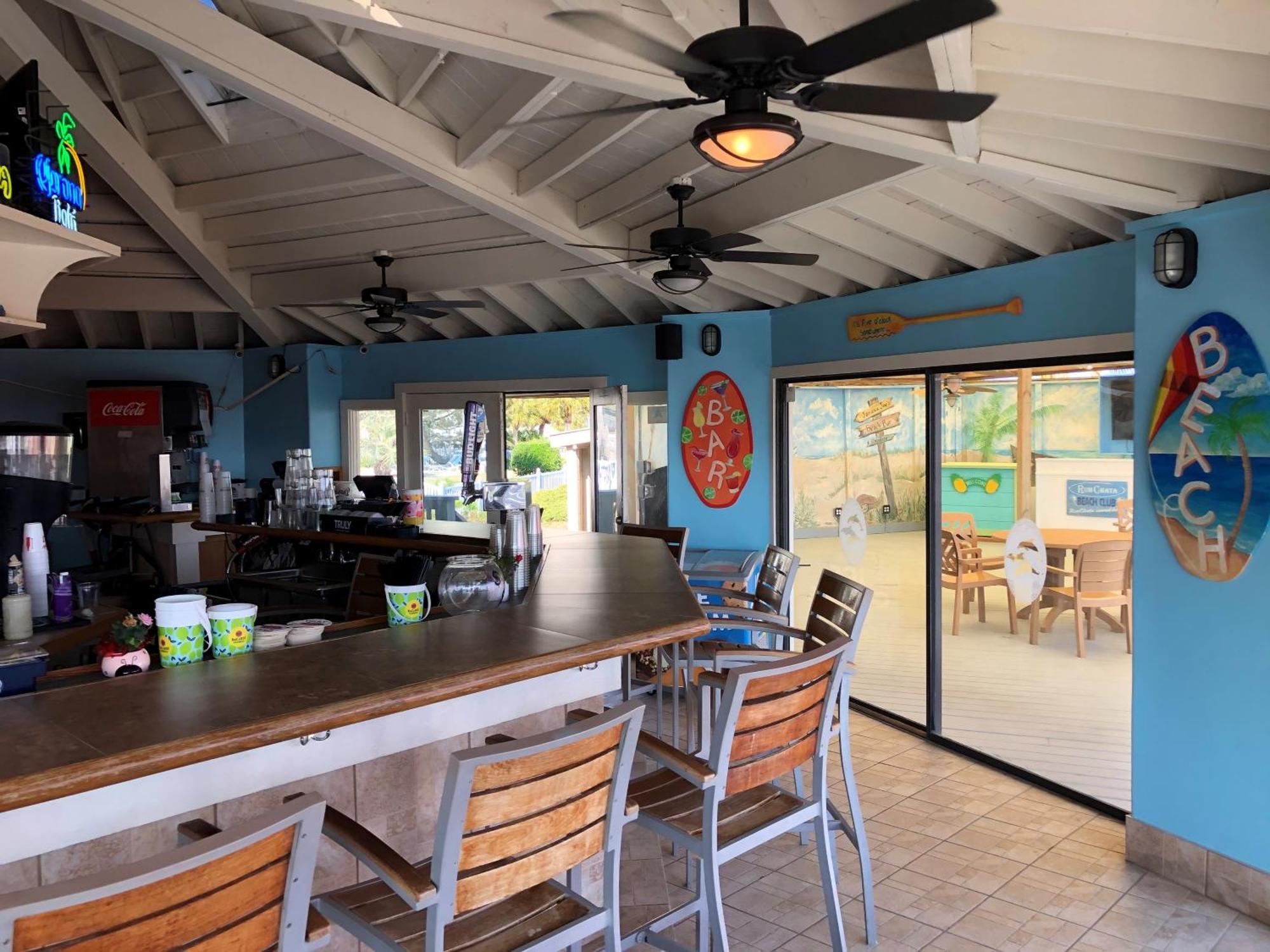 Coastal Comfort Escape - & Tennis & Access Apartment