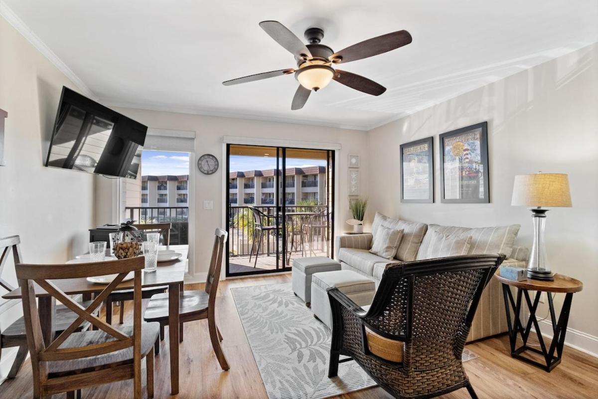 Coastal Comfort Escape - & Tennis & Access Apartment Hilton Head Island
