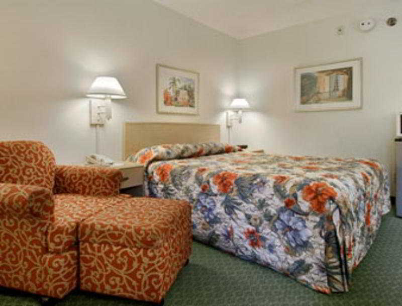 Carolina A Days By Wyndham Hotel 3*