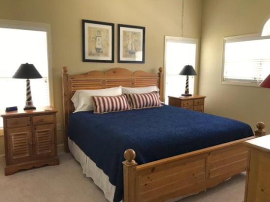Lyons 10 Holiday home *