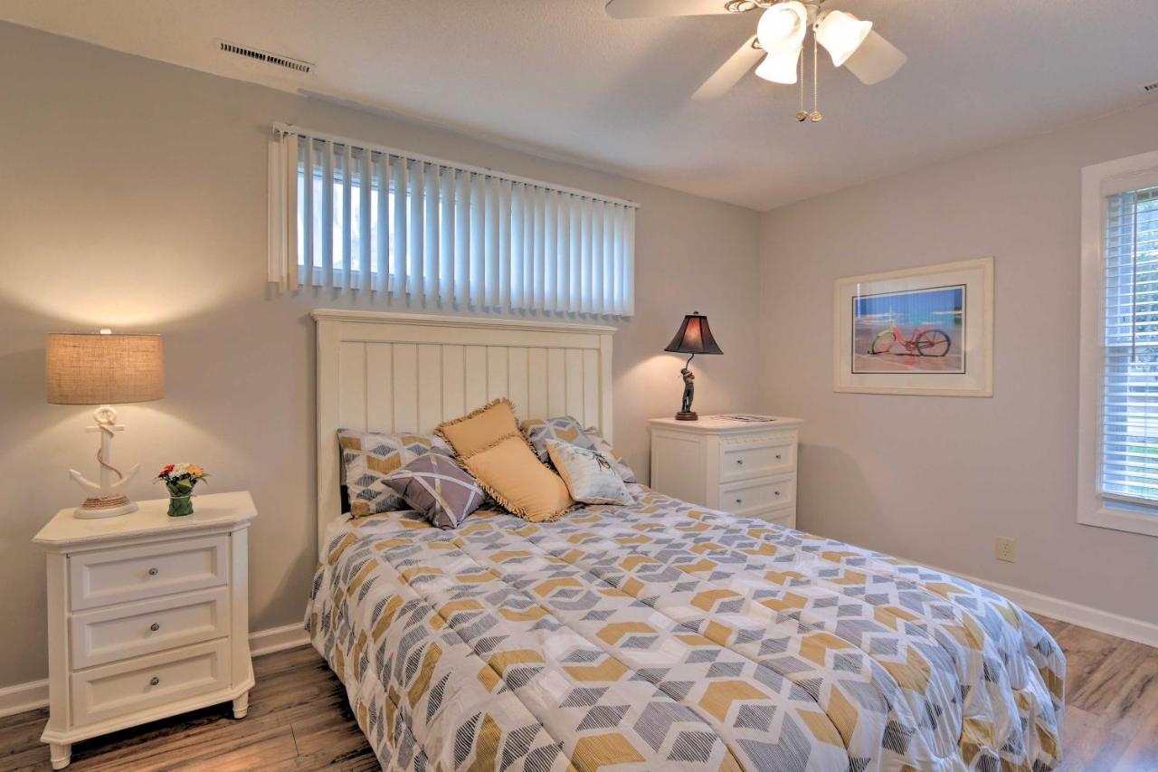 Hilton Head Waterfront Golf Getaway Pet Friendly! Holiday home
