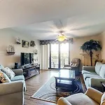Island Club Condos