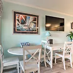 Coastal Condo With Balcony And Luxe Resort Amenities!
