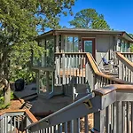 Airy Treehouse With Bikes Walk To Harbour Town!
