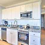 Oceanfront Condo With Beach View, Pool And Tennis!