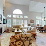 7609 Huntington Villas