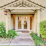 Alexander Beach House