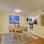 #50 Modern House Ideal Location 2Bdr/2Parking