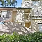 New Pics! Harbour Town 3Br/3Ba - Pool Access - Book Now