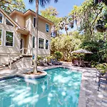 6 Flagg Dr