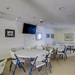 Fiddlers Cove 22J