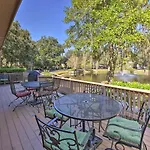 Palmetto Dunes Villa With Deck And Lagoon Views!