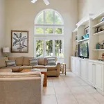7615 Huntington