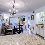 Fiddlers Cove 18B
