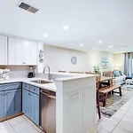Surf Court Villas 5
