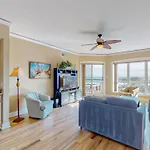 4505 Windsor Court North