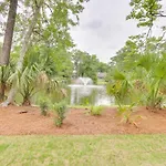 Sleek Palmetto Dunes Home Golf, Dine, And Swim