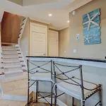 Sea Pointe